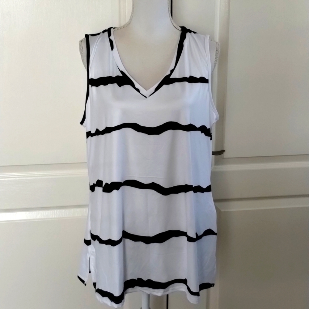Fantaslook women's size XL sleeveless black and white blouse new